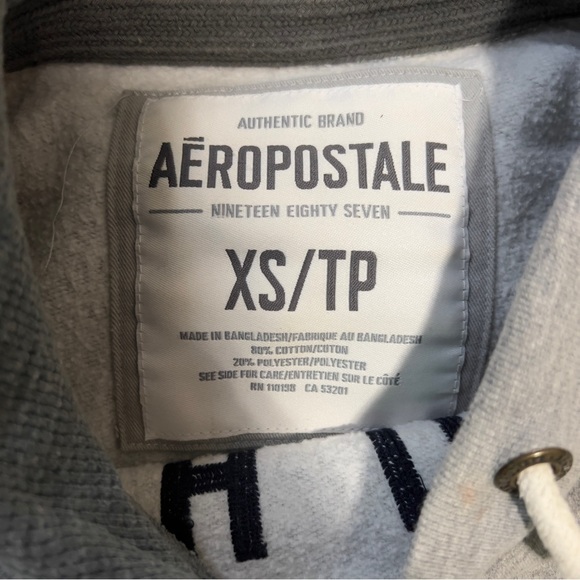 AEROPOSTALE | big girls (juniors)| XS | hoodie |Gray with stitch writing - Picture 2 of 5
